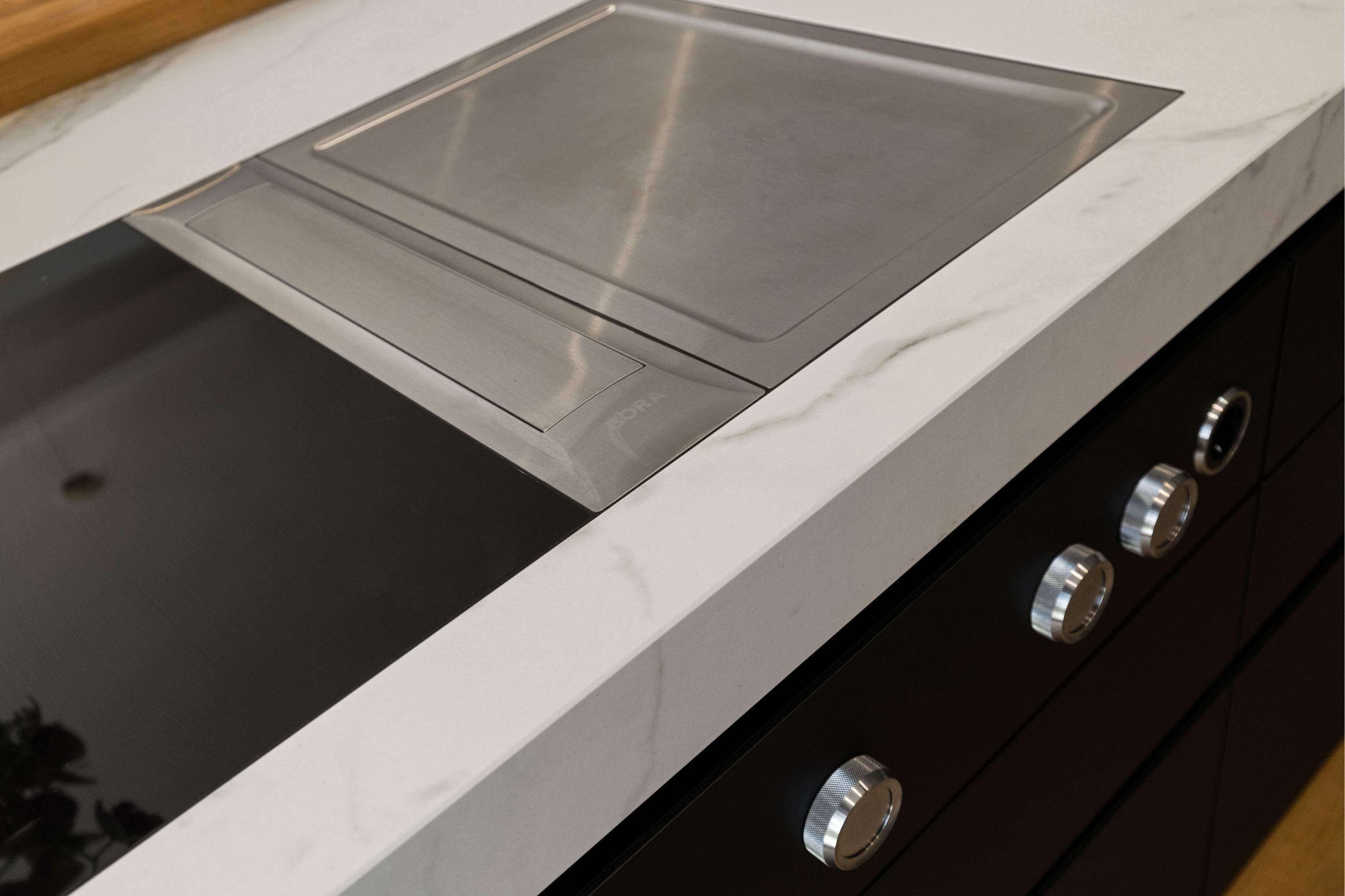 Bora Professional mit Tepan Yaki