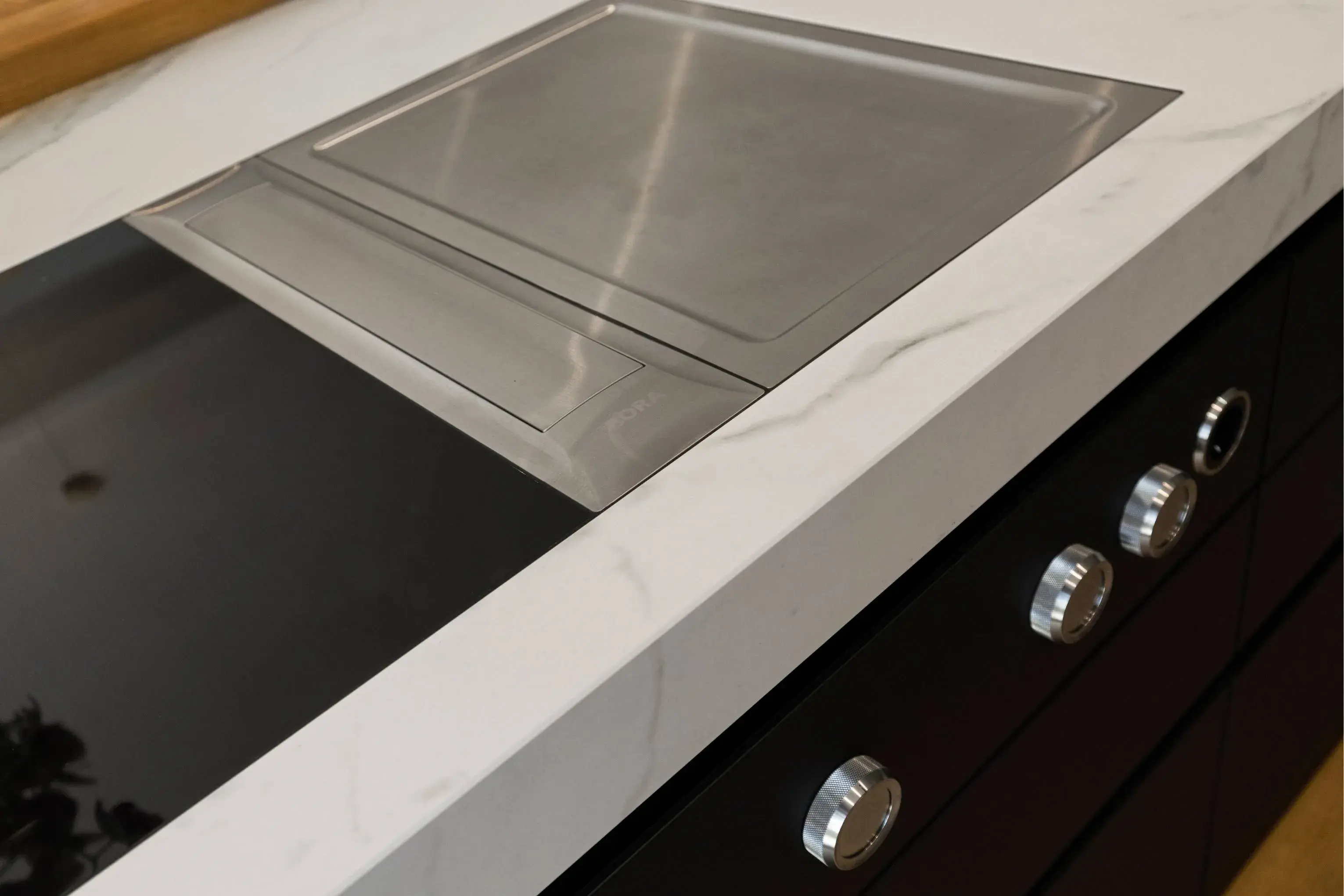 Bora Professional mit Tepan Yaki